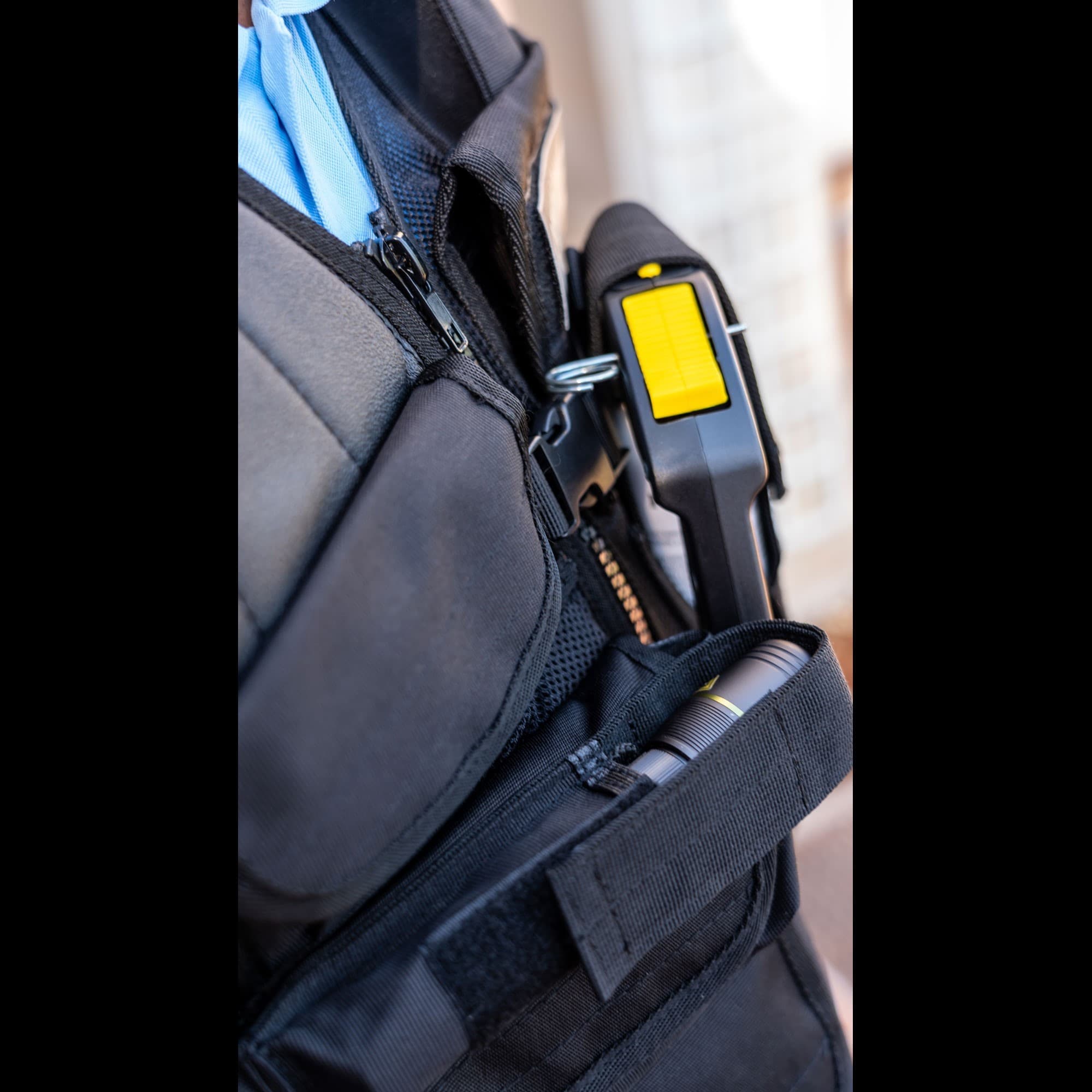 Gilet Force Intervention en nylon déperlant