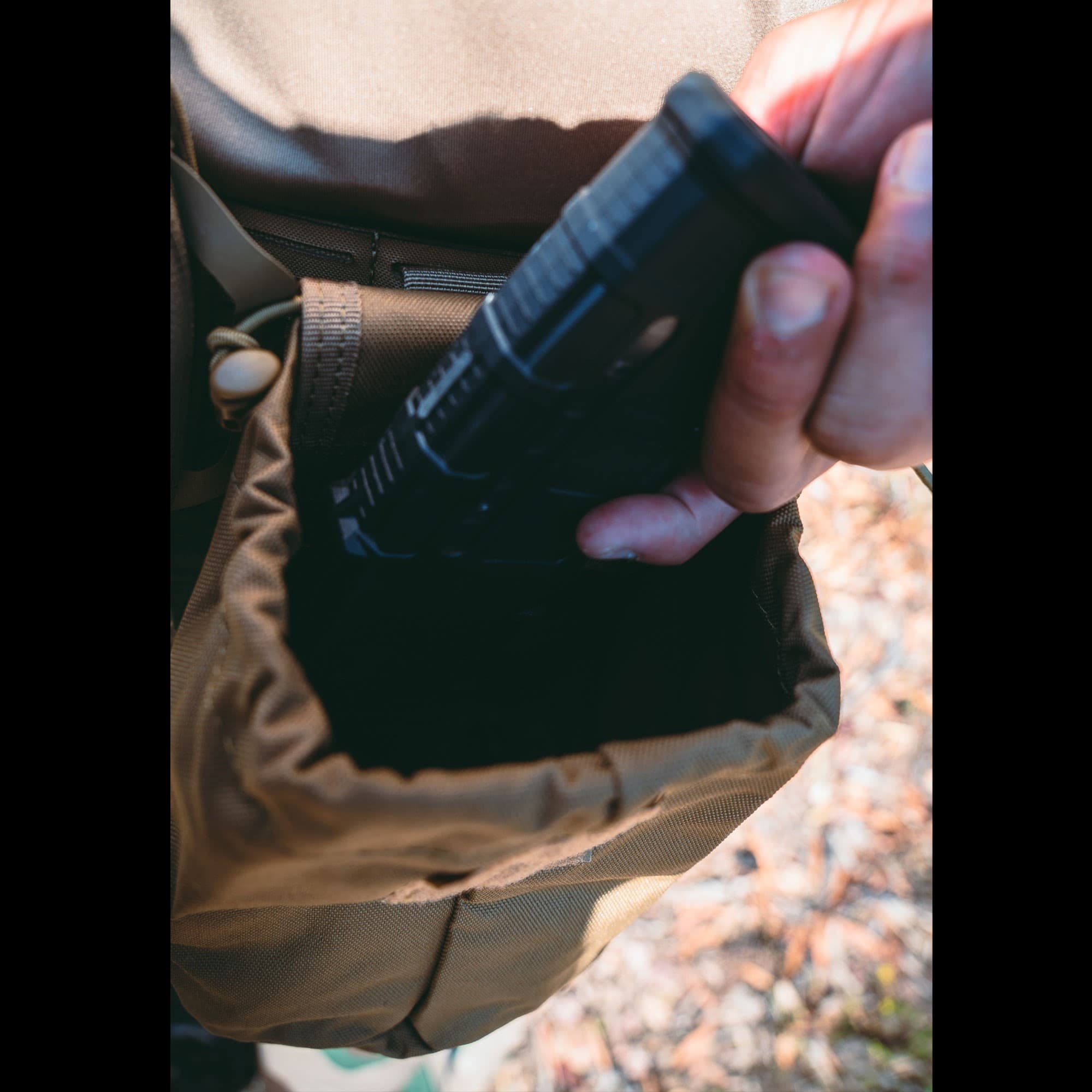 Poche vide-chargeur Molle 2 en 1 repliable en polyester 600D