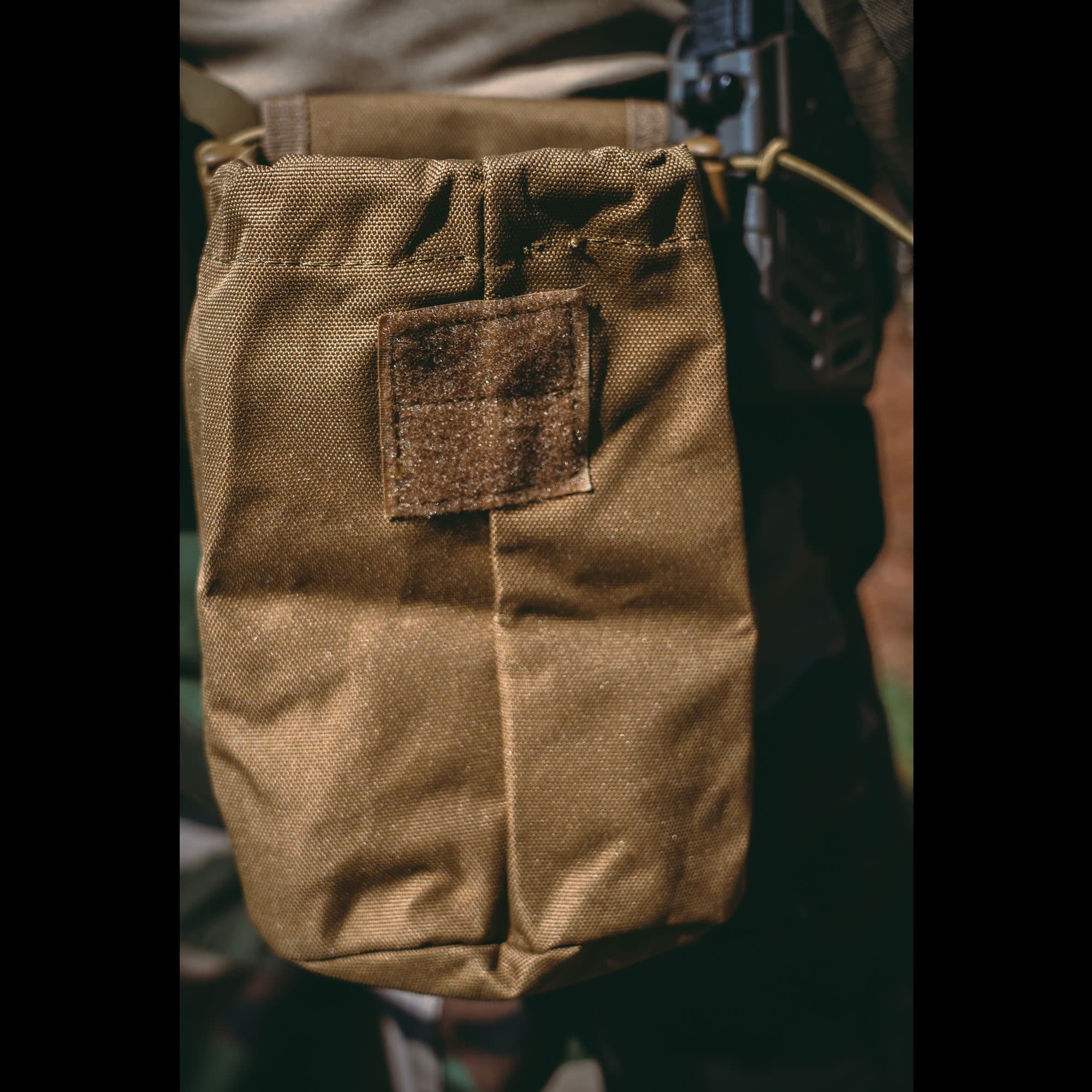 Poche vide-chargeur Molle 2 en 1 repliable en polyester 600D