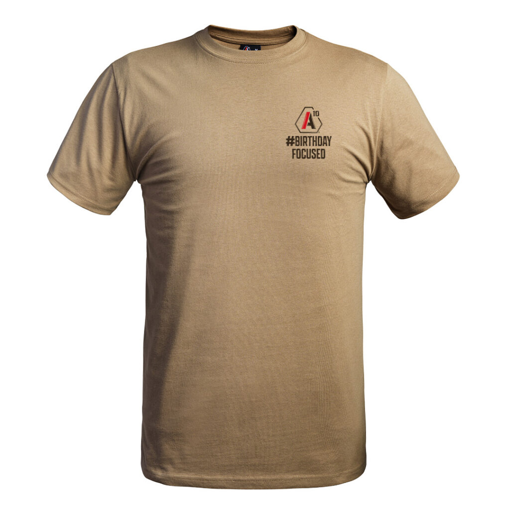 T-SHIRT STRONG SIGNATURE #BIRTHDAY FOCUSED TAN - XL