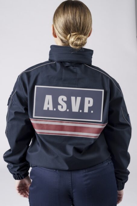 Blouson softshell capuche amovible Bande bordeaux – Image 3