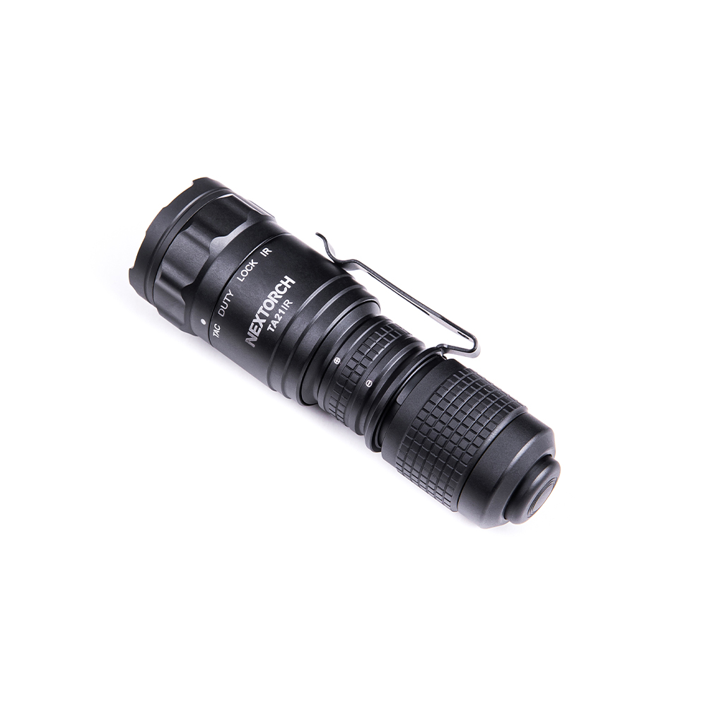 Lampe tactique compacte rechargeable TA21 IR - éclairage blanc + infrarouge - 1300 lumens